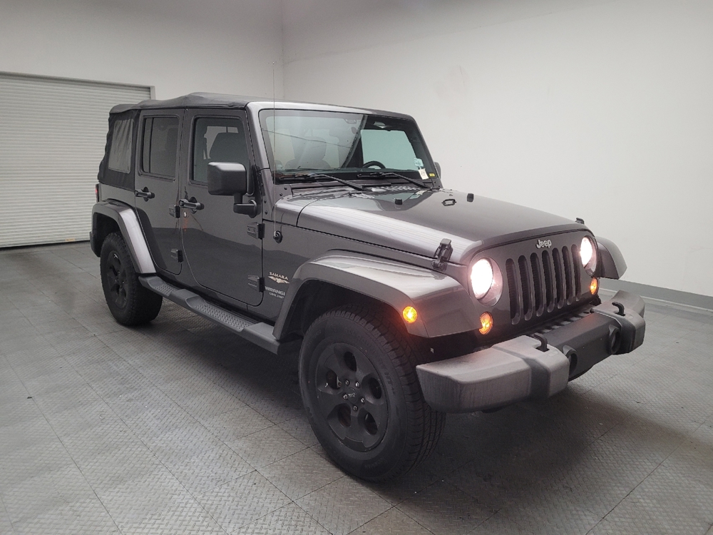 2014 Jeep Wrangler Unlimited Sahara - Photo 10