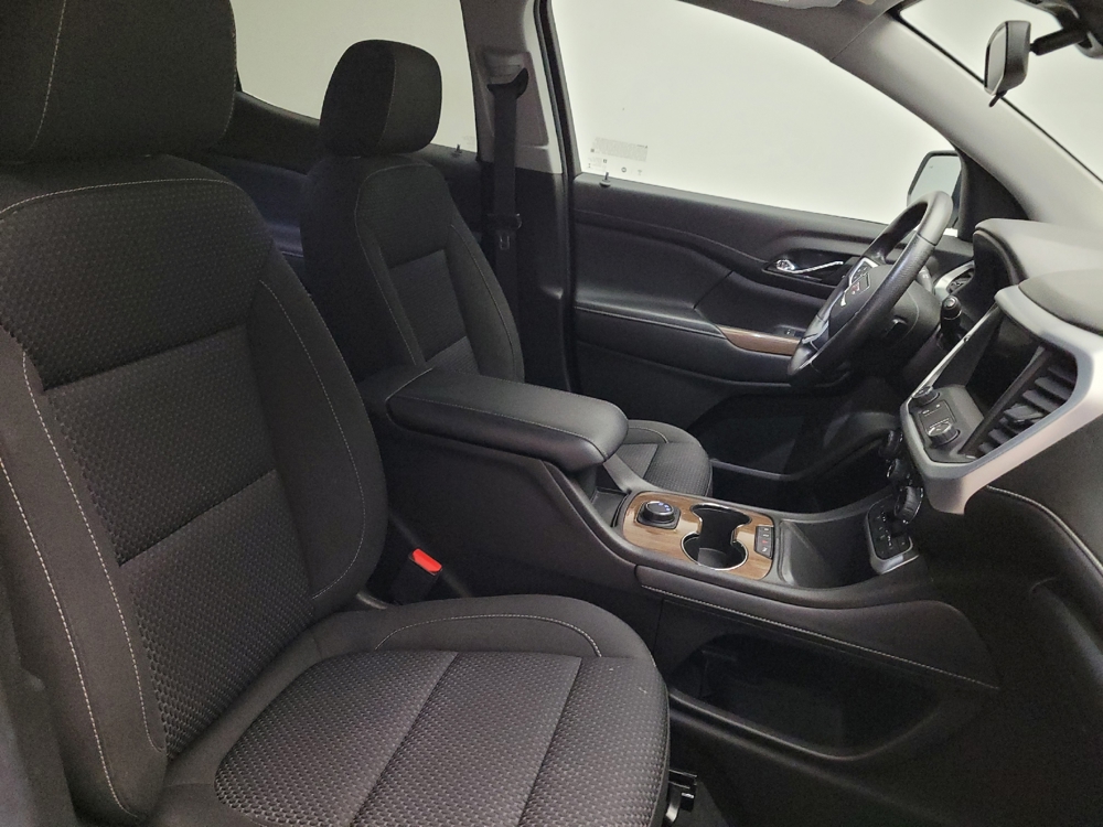 2022 GMC Acadia SLE - Photo 16