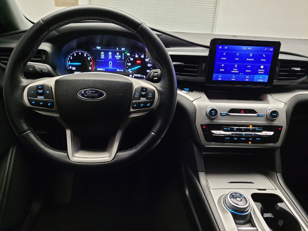 2022 Ford Explorer XLT - Photo 17