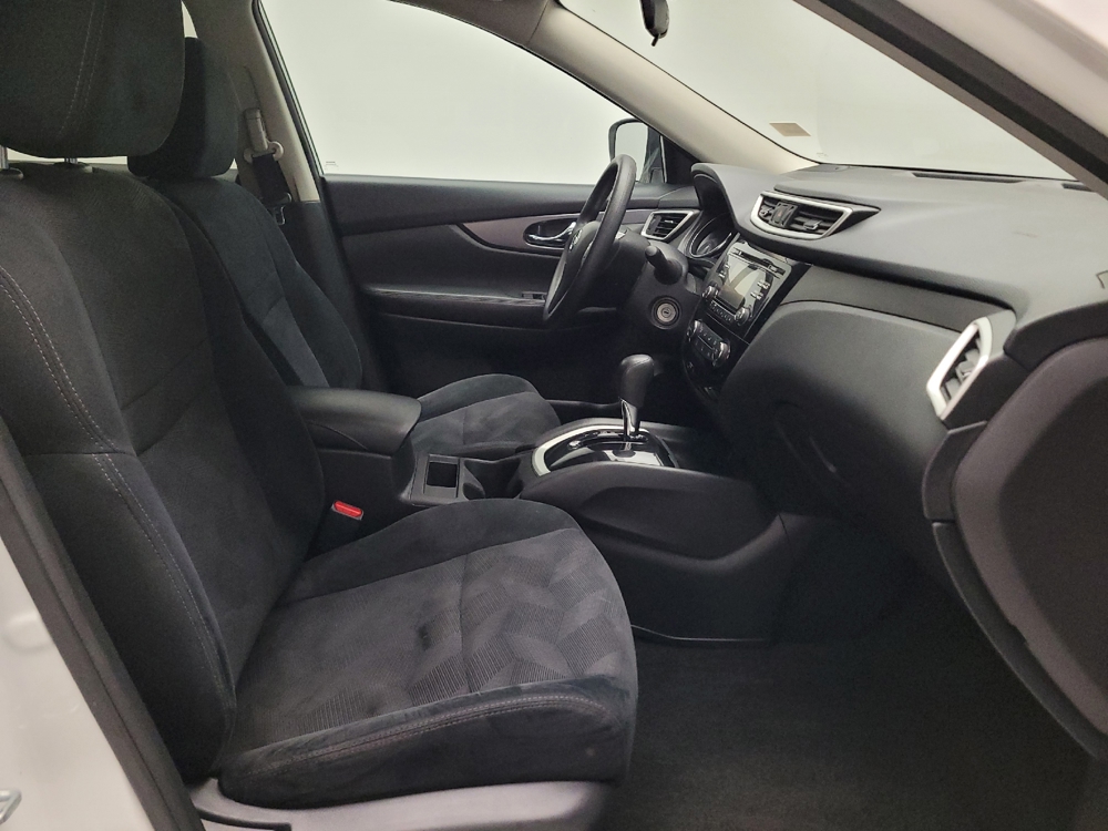 2016 Nissan Rogue S - Photo 16