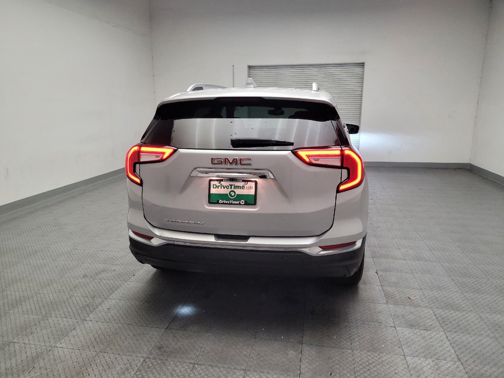 2022 GMC Terrain SLT - Photo 6