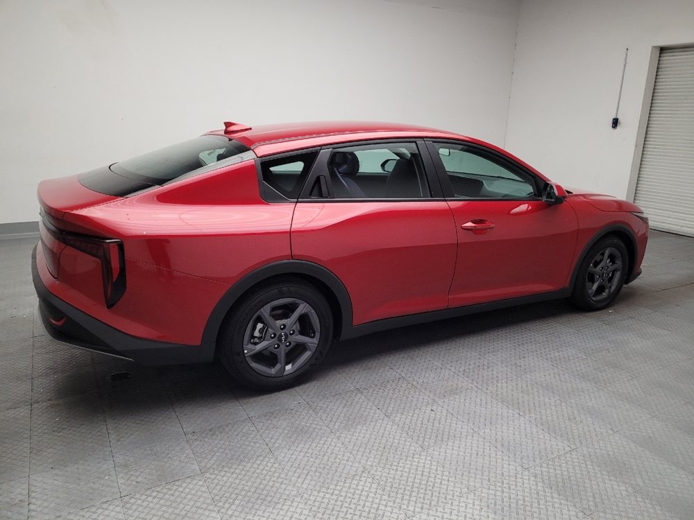 2025 Kia K4 LXS - Photo 8