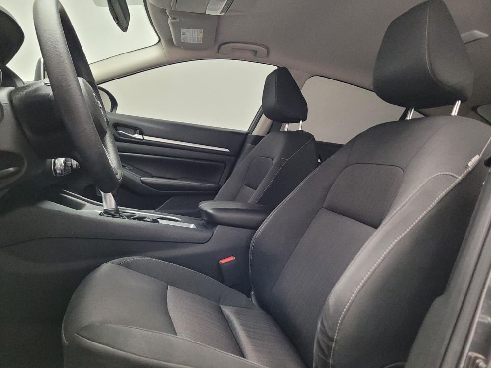2022 Nissan Altima SV - Photo 13