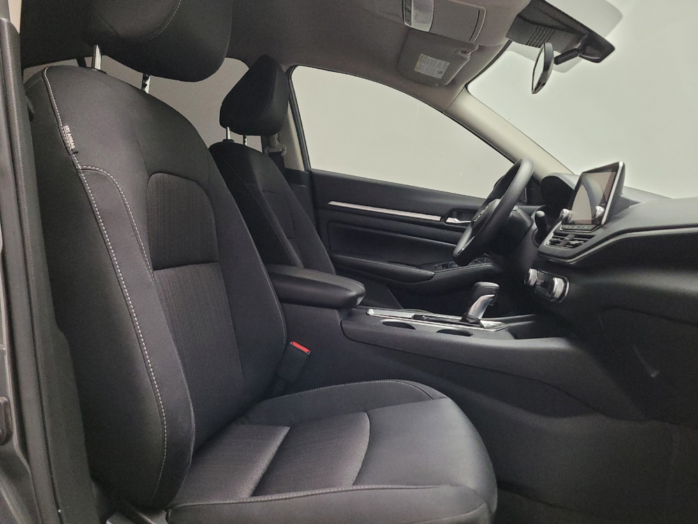 2022 Nissan Altima SV - Photo 16