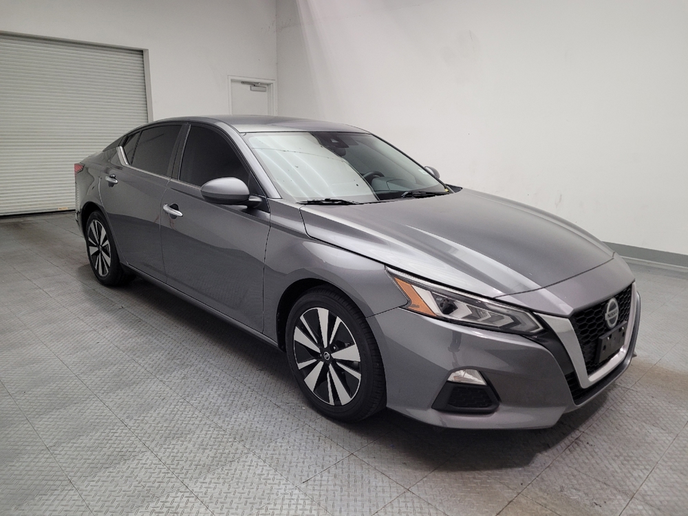 2022 Nissan Altima SV - Photo 10