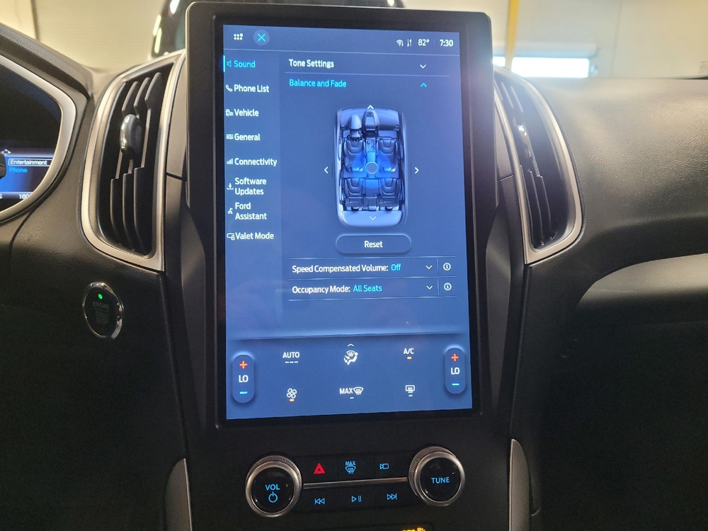 2021 Ford Edge SE - Photo 19