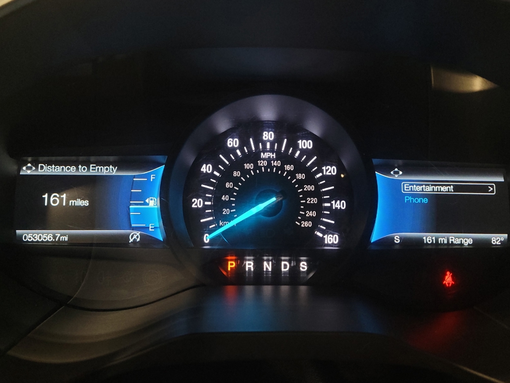 2021 Ford Edge SE - Photo 18