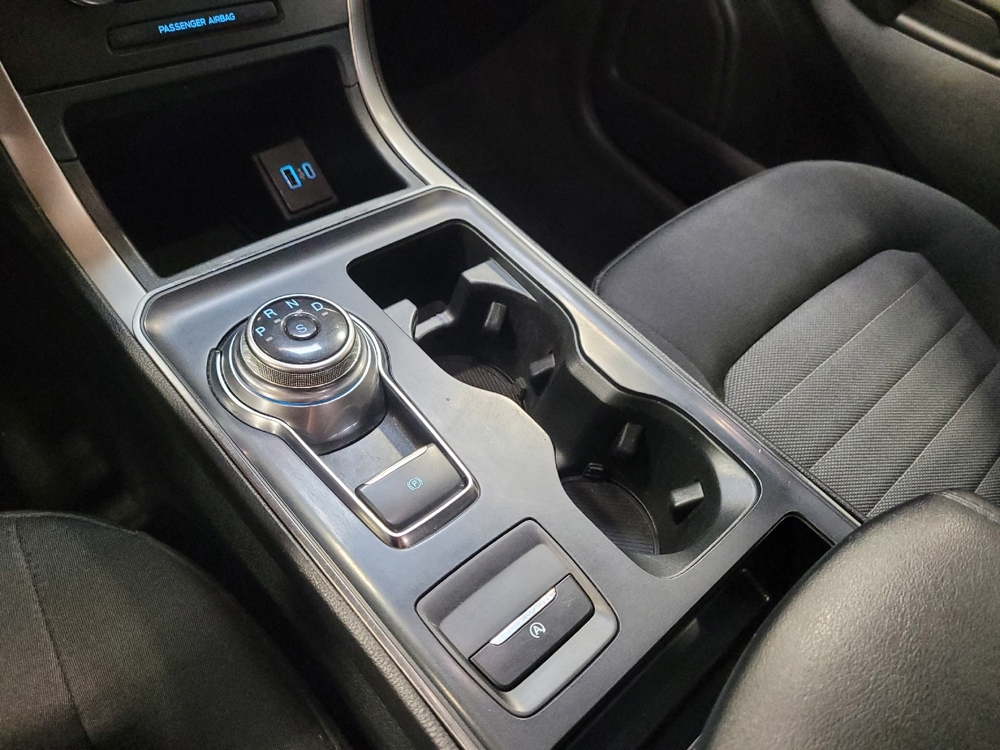 2021 Ford Edge SE - Photo 20