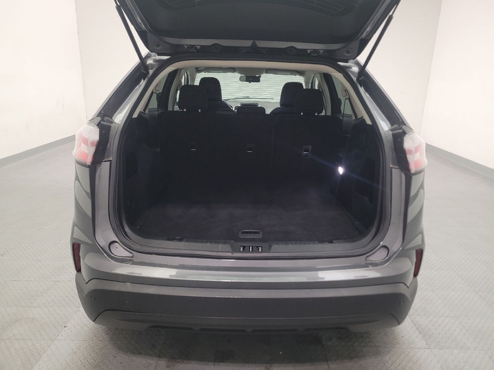 2021 Ford Edge SE - Photo 22