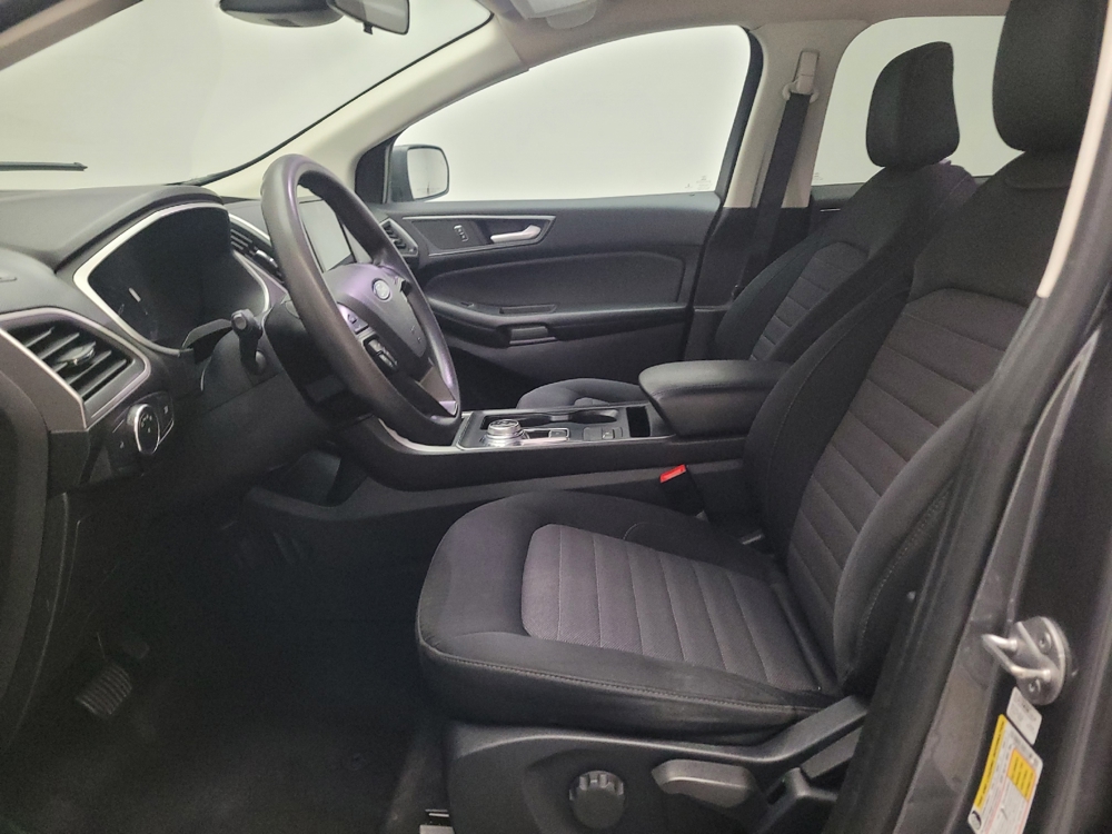 2021 Ford Edge SE - Photo 13
