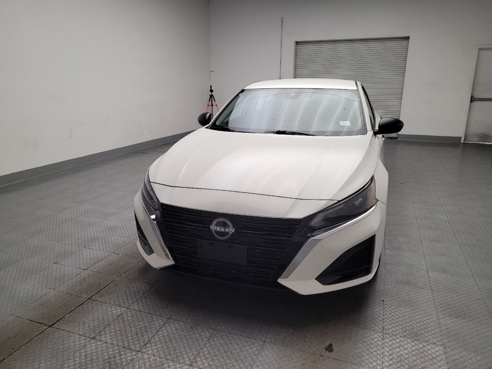2025 Nissan Altima SV - Photo 12