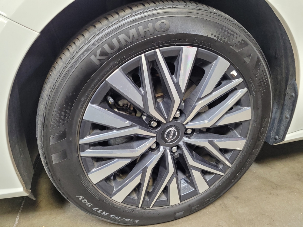 2025 Nissan Altima SV - Photo 24