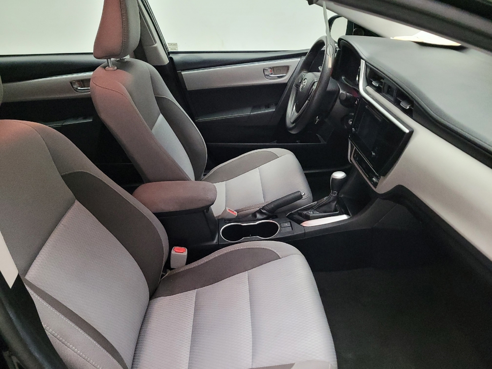 2018 Toyota Corolla LE - Photo 16