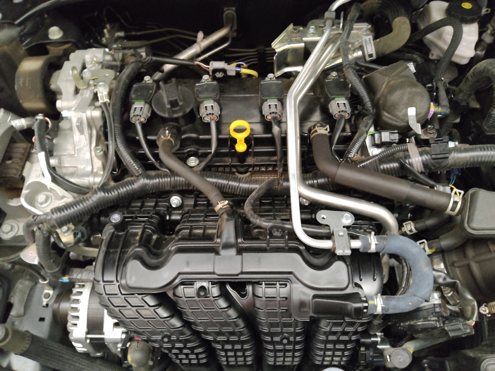 2025 Nissan Altima SV - Photo 23