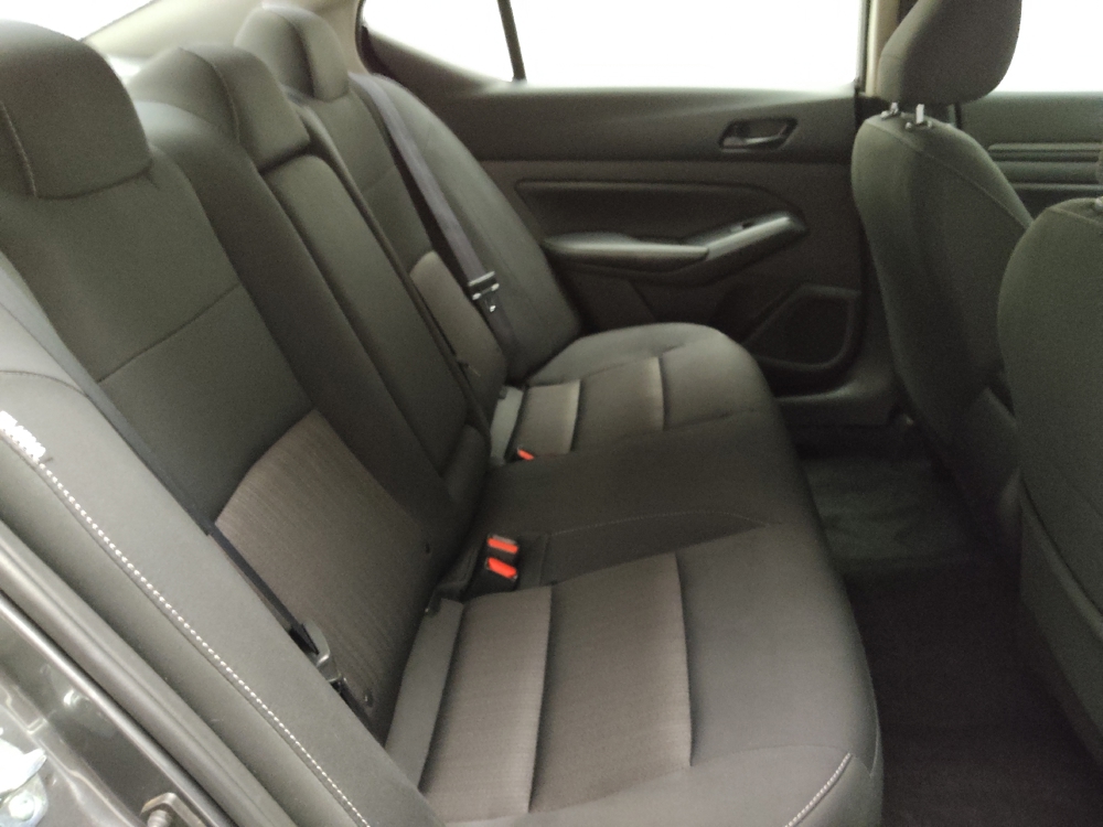 2025 Nissan Altima SV - Photo 15