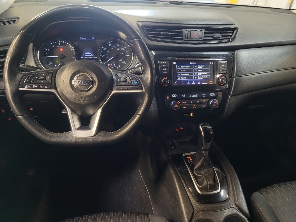 2019 Nissan Rogue SV - Photo 17