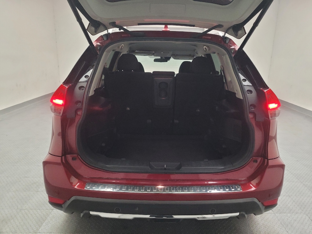 2019 Nissan Rogue SV - Photo 22
