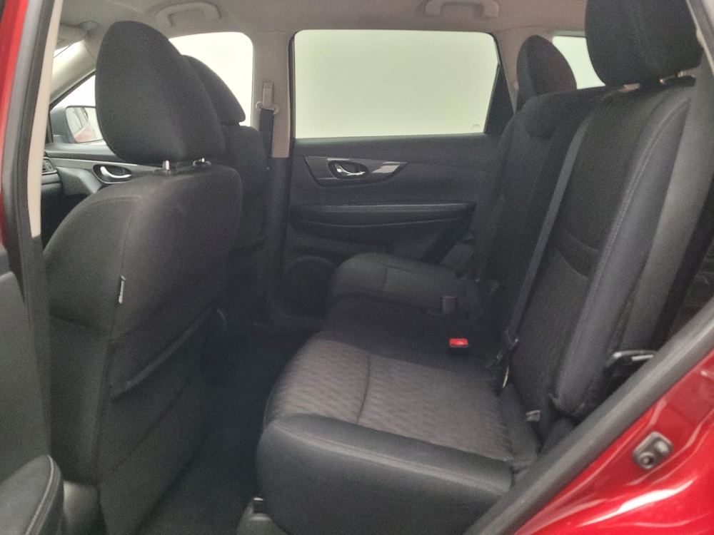 2019 Nissan Rogue SV - Photo 14