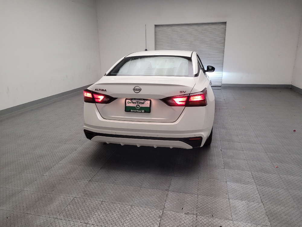 2024 Nissan Altima SV - Photo 6