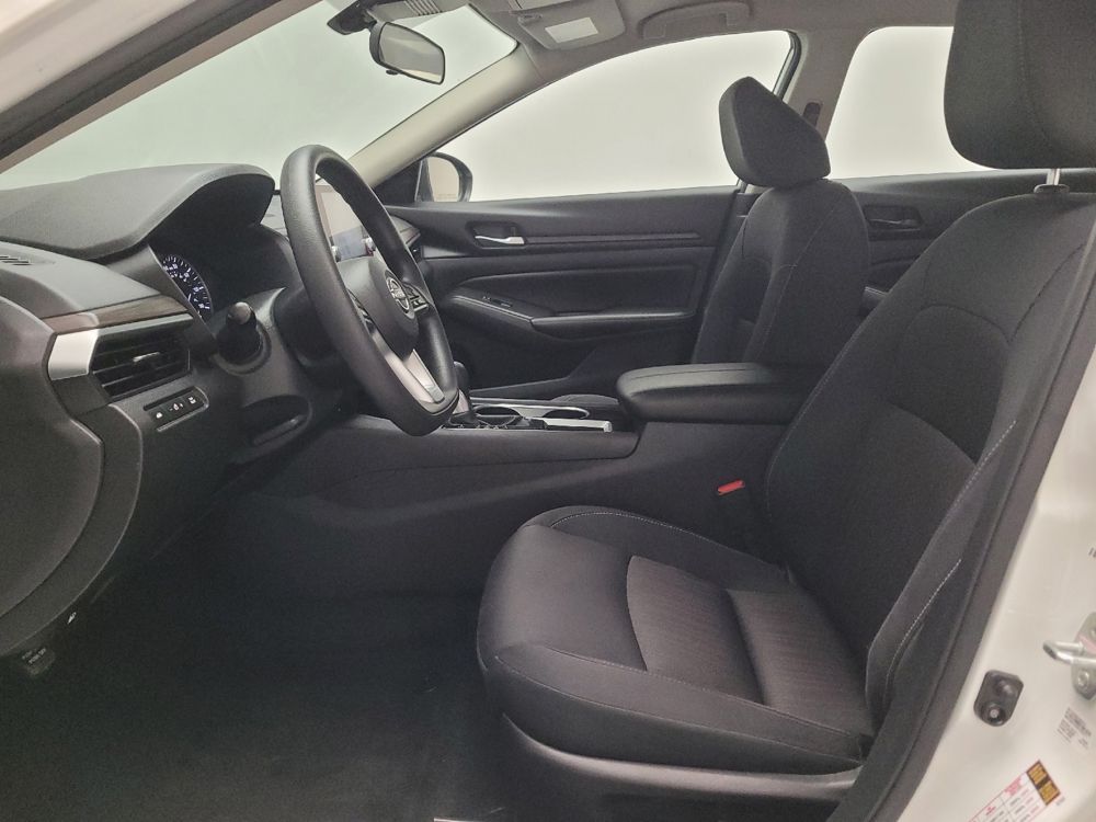 2024 Nissan Altima SV - Photo 13
