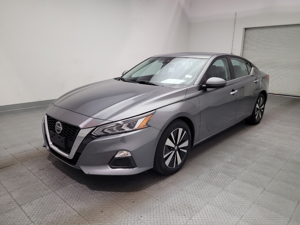 2022 Nissan Altima SV