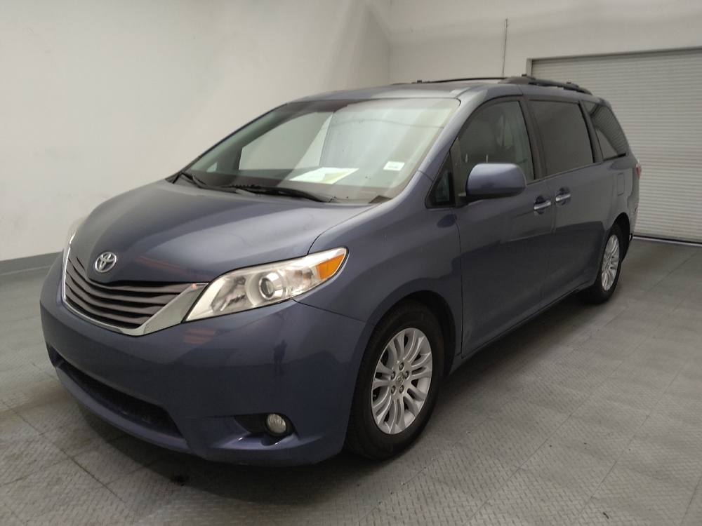 2016 Toyota Sienna