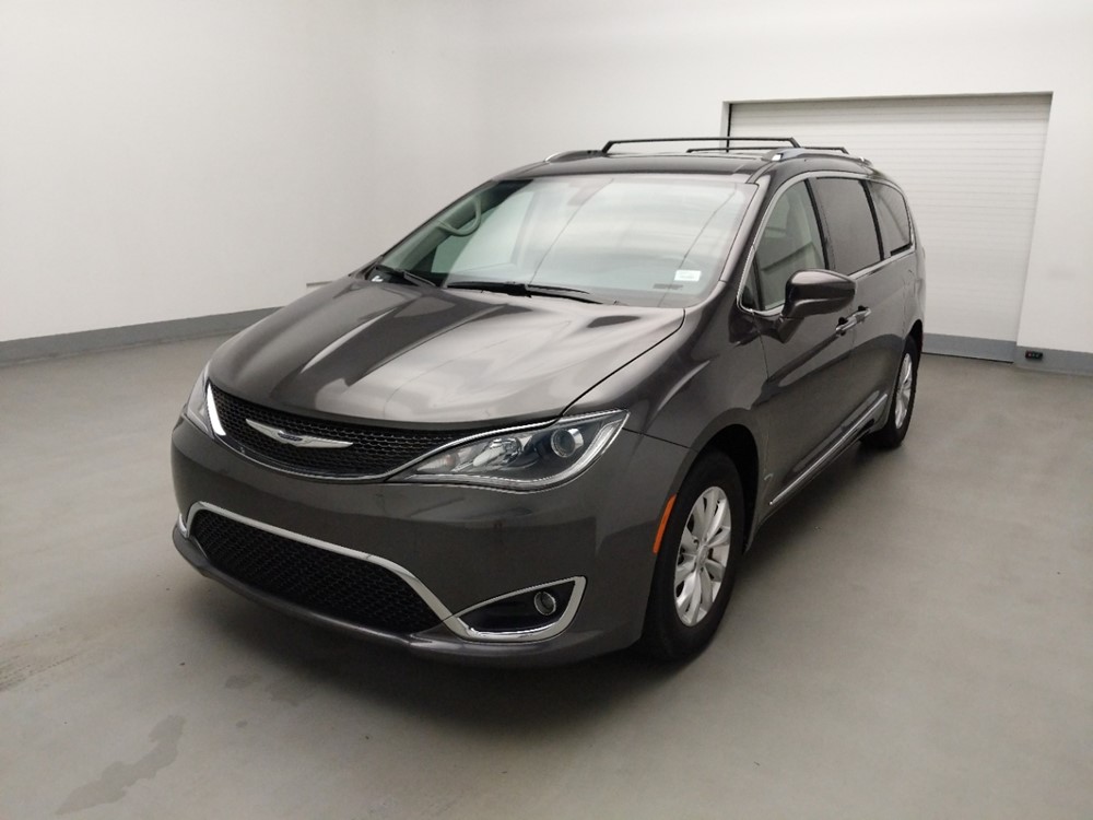 Used 2019 Chrysler Pacifica Driver Front Bumper