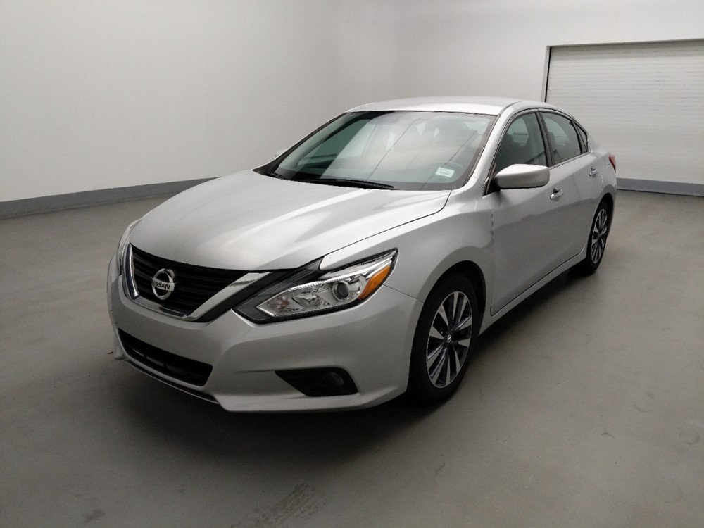 Used 2017 Nissan Altima Driver Front Bumper