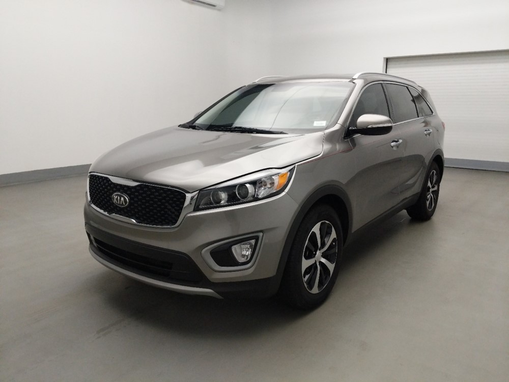 Used 2017 Kia Sorento Driver Front Bumper