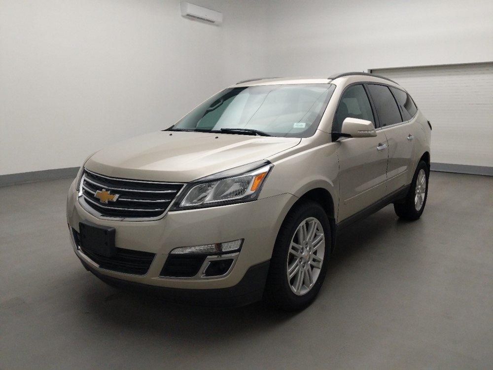 Used 2013 Chevrolet Traverse Driver Front Bumper