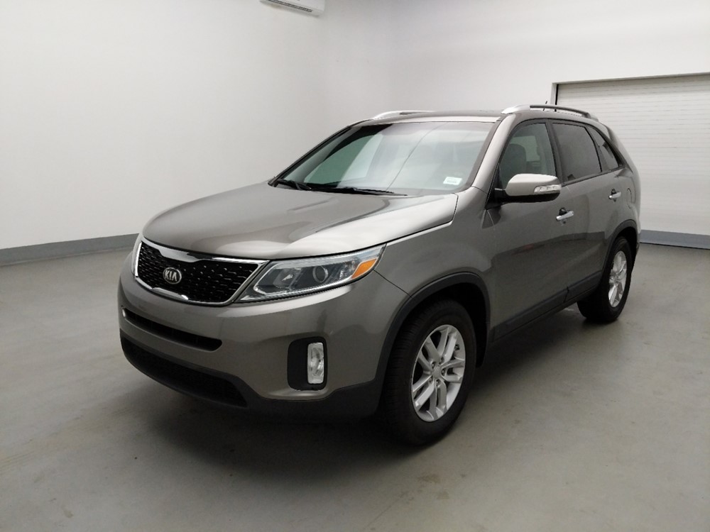 Used 2015 Kia Sorento Driver Front Bumper