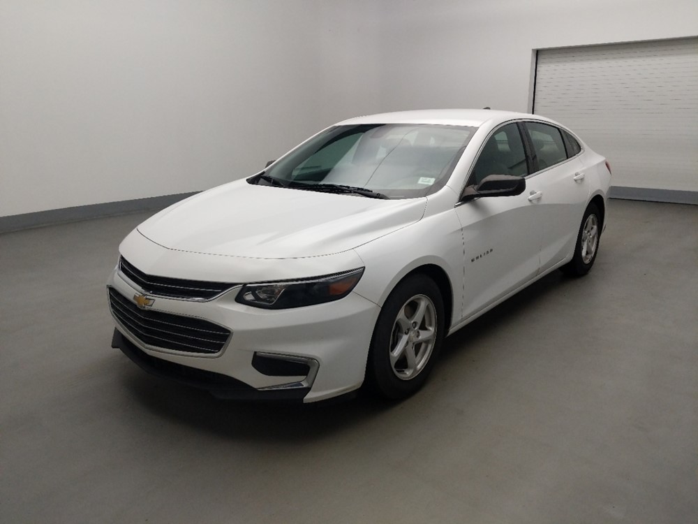 Used 2017 Chevrolet Malibu Driver Front Bumper