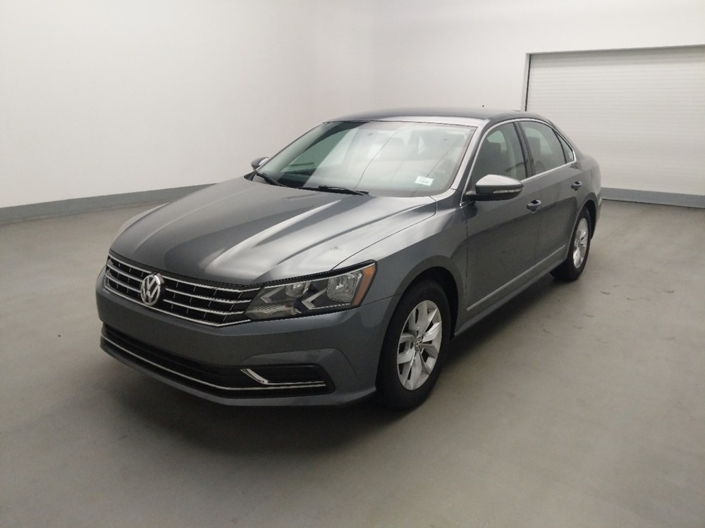 Used 2016 Volkswagen Passat Driver Front Bumper