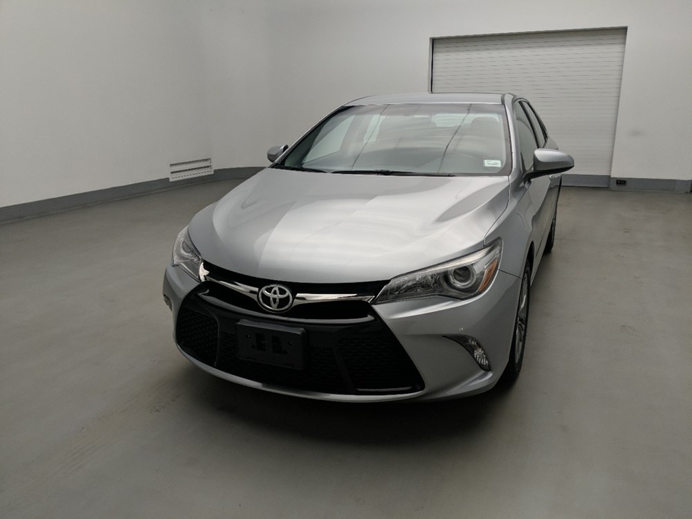 Used 2017 Toyota Camry Driver Front Bumper