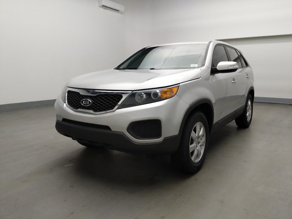 Used 2013 Kia Sorento Driver Front Bumper