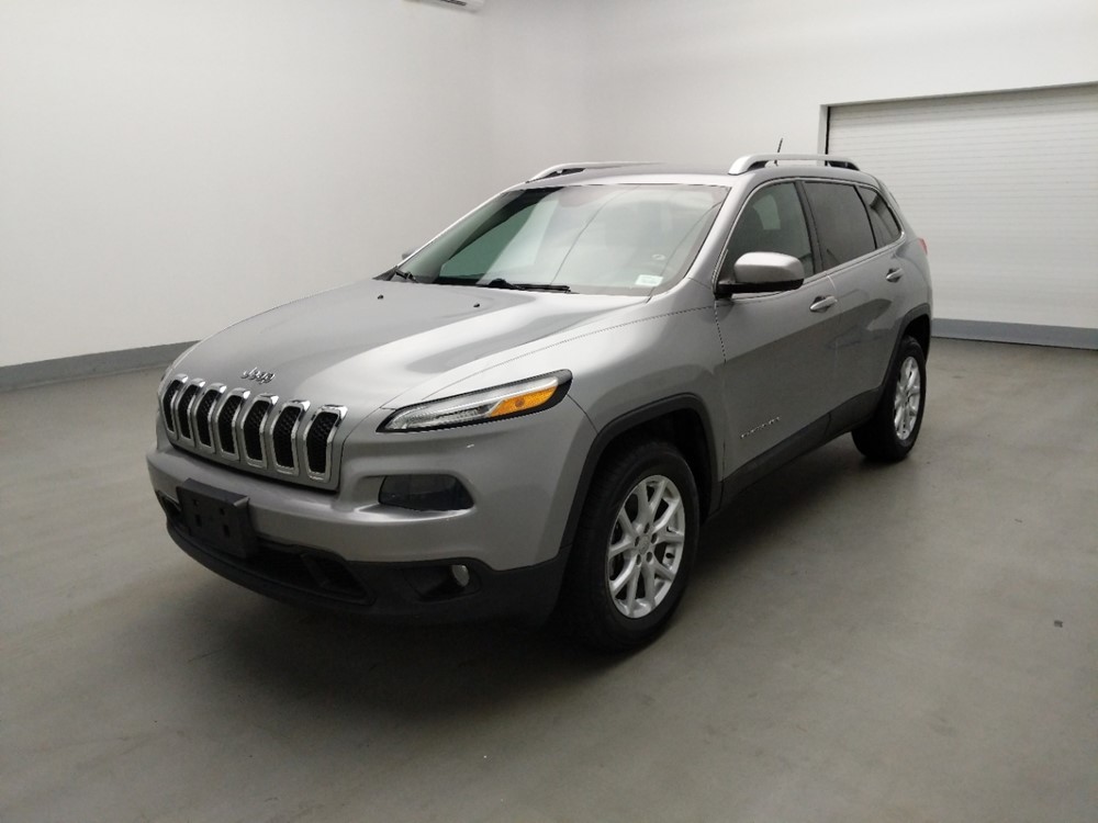 Used 2014 Jeep Cherokee Driver Front Bumper