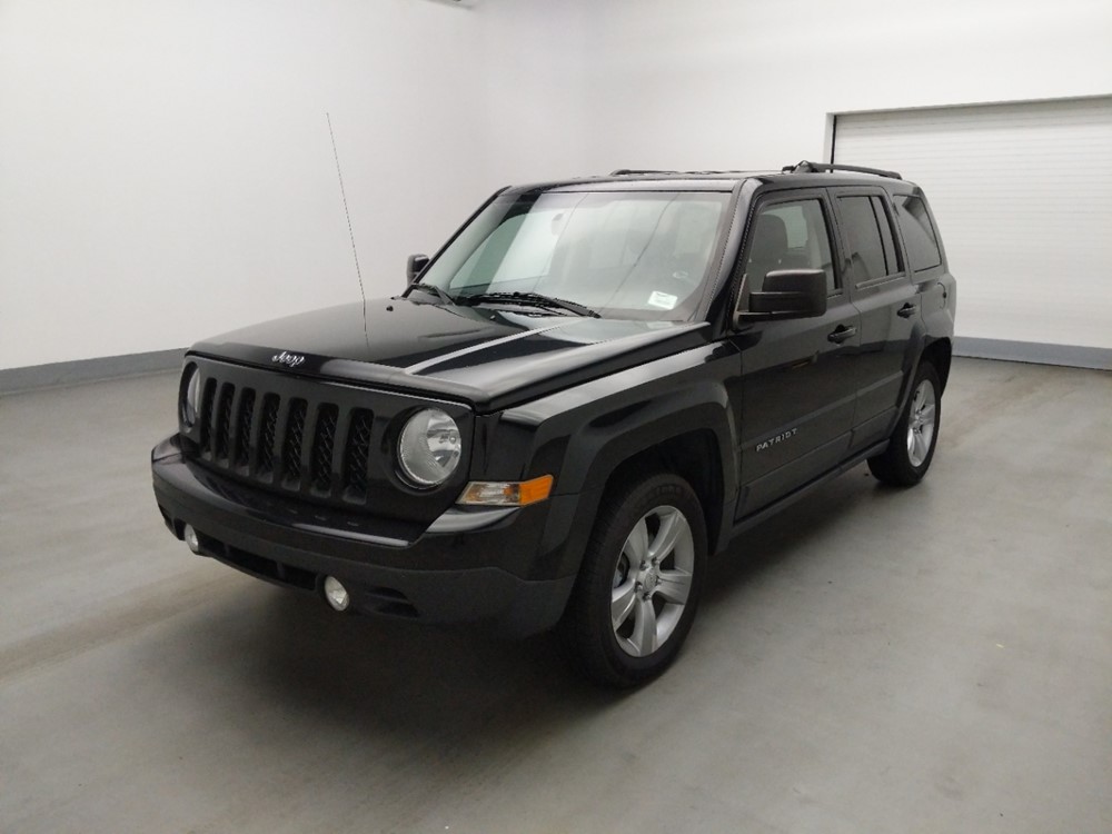 Used 2017 Jeep Patriot Driver Front Bumper