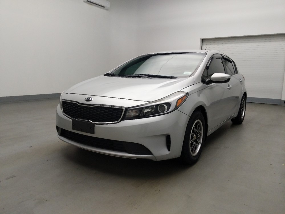 Used 2017 Kia Forte5 Driver Front Bumper