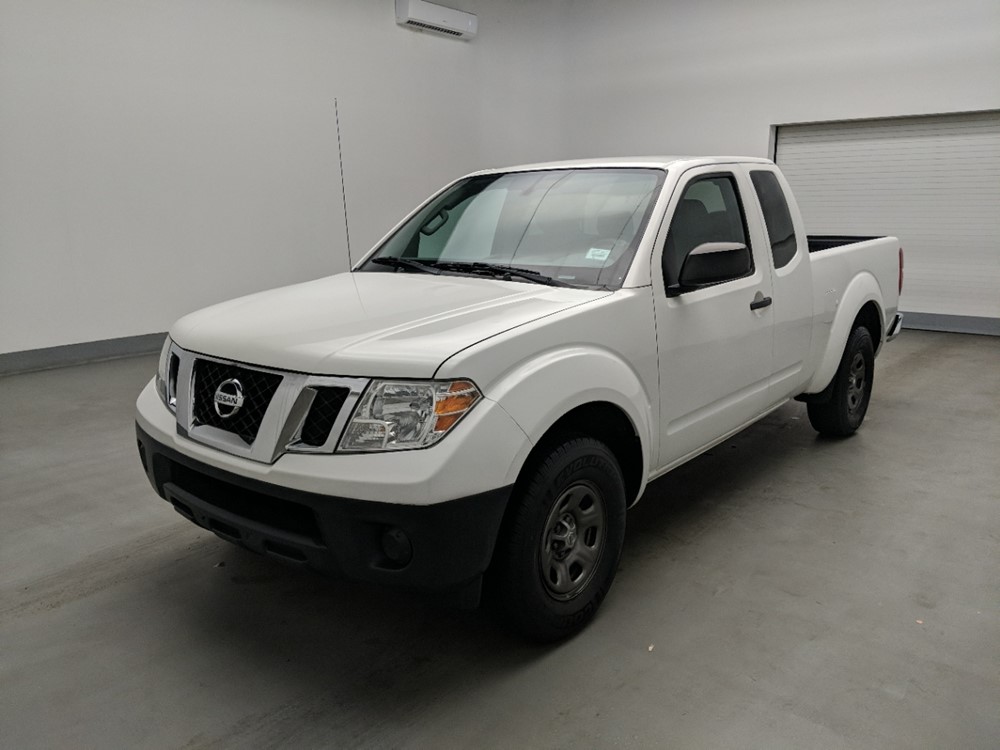 Used 2015 Nissan Frontier Driver Front Bumper