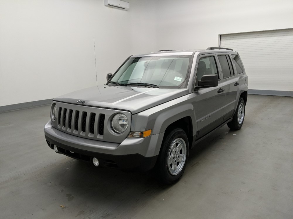 Used 2016 Jeep Patriot Driver Front Bumper