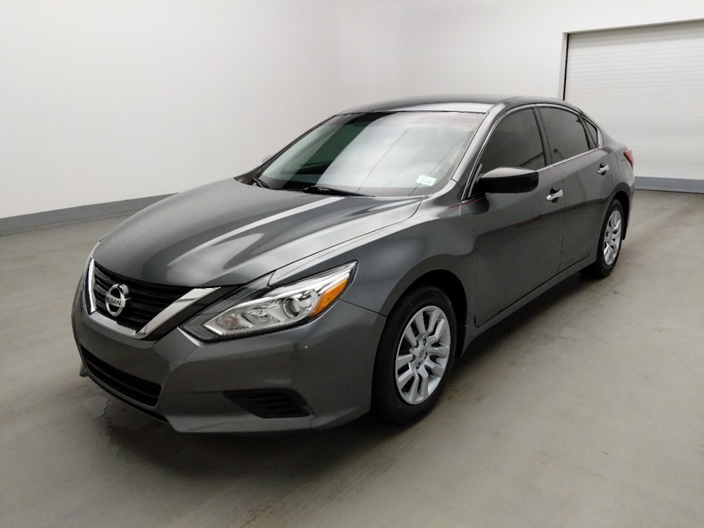 Used 2017 Nissan Altima Driver Front Bumper