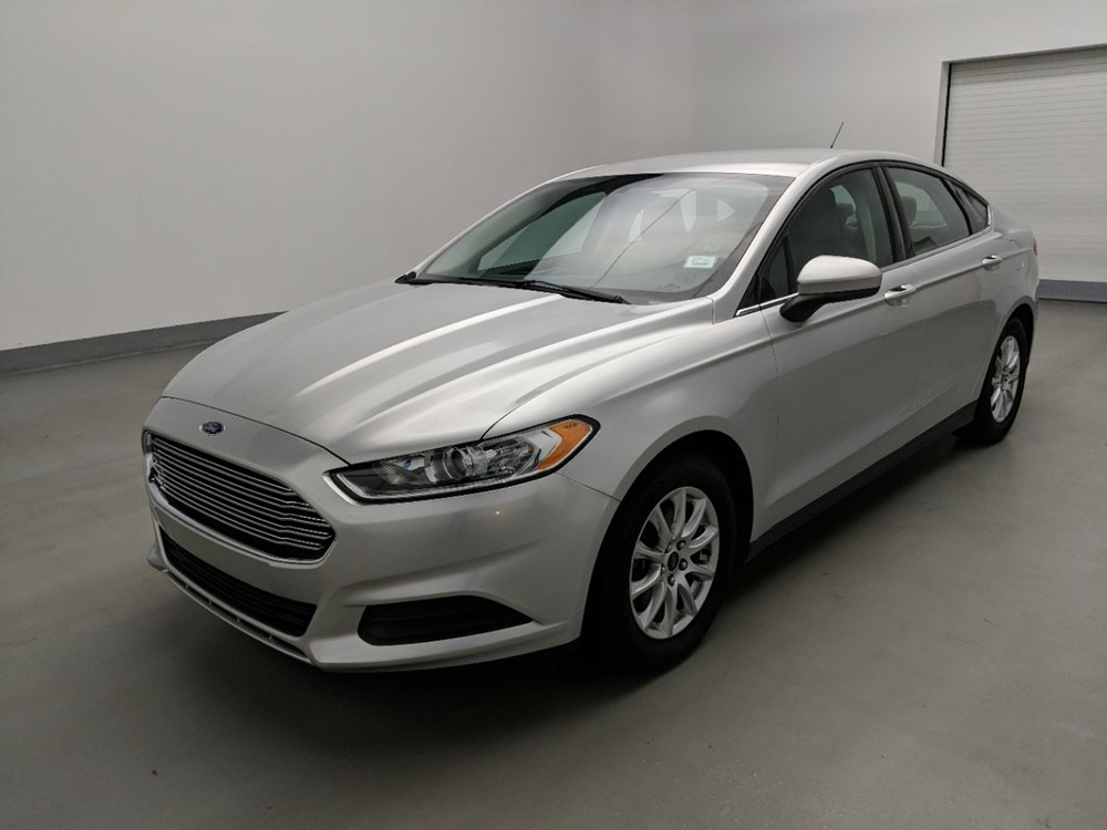 Used 2016 Ford Fusion Driver Front Bumper
