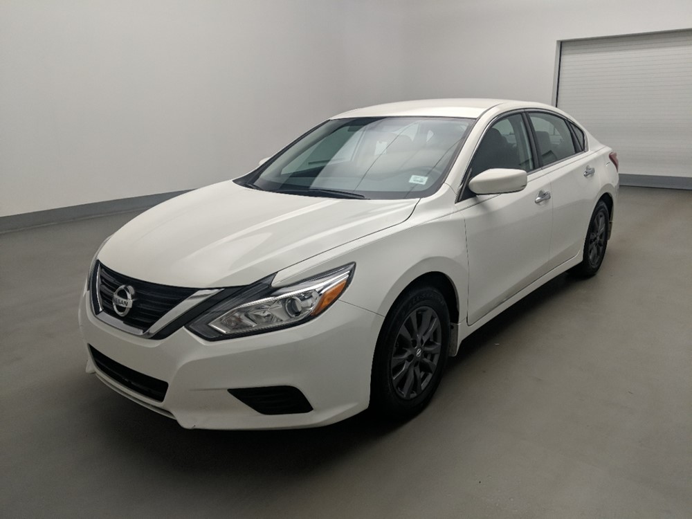 Used 2018 Nissan Altima Driver Front Bumper