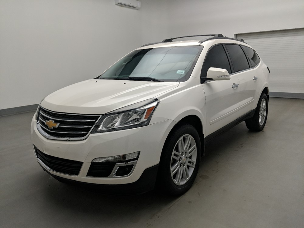 Used 2014 Chevrolet Traverse Driver Front Bumper