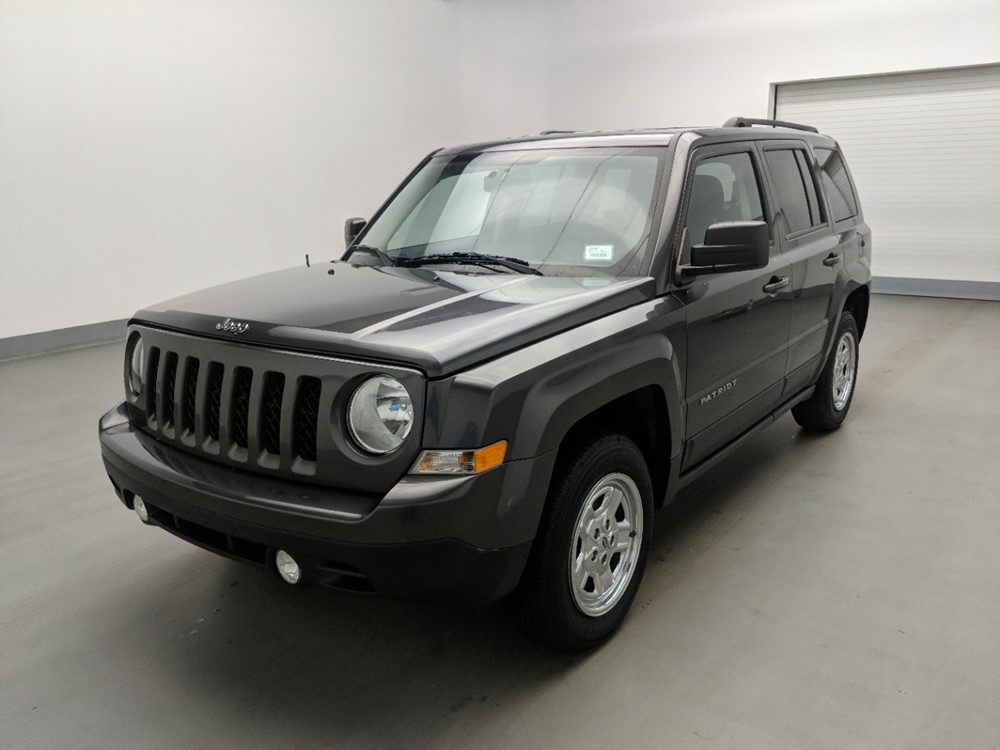 Used 2016 Jeep Patriot Driver Front Bumper