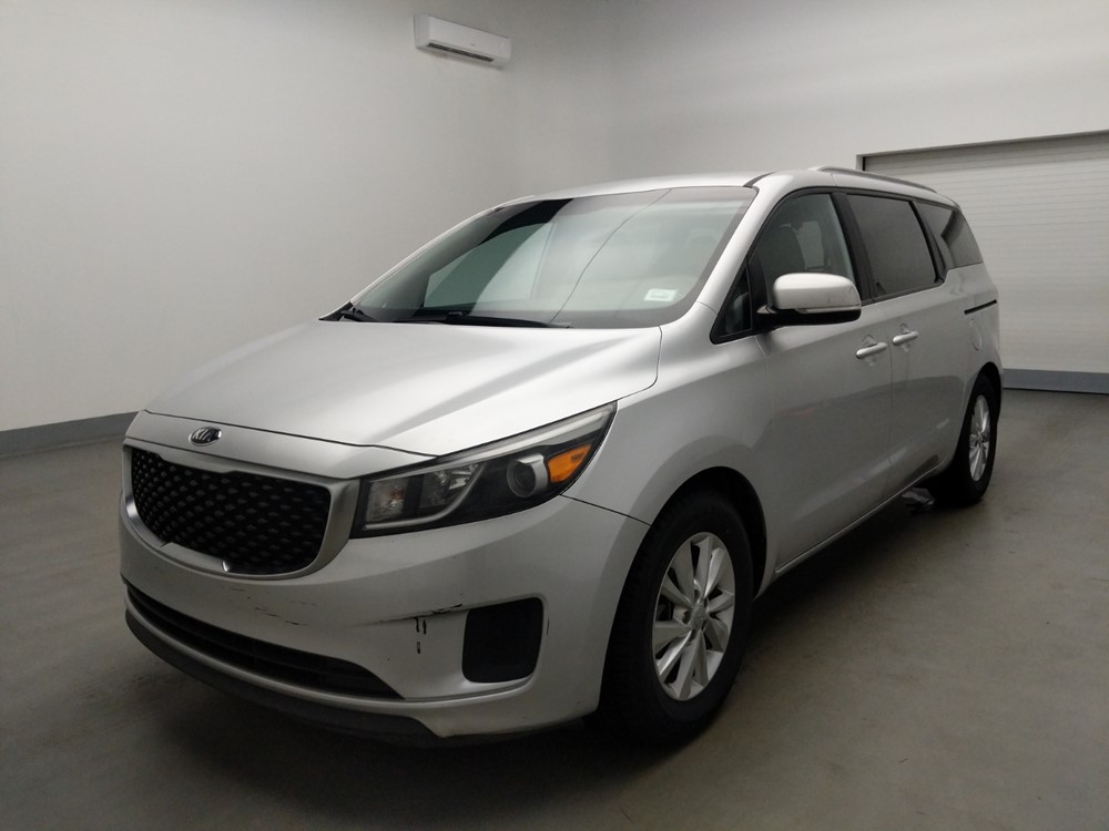 Used 2015 Kia Sedona Driver Front Bumper