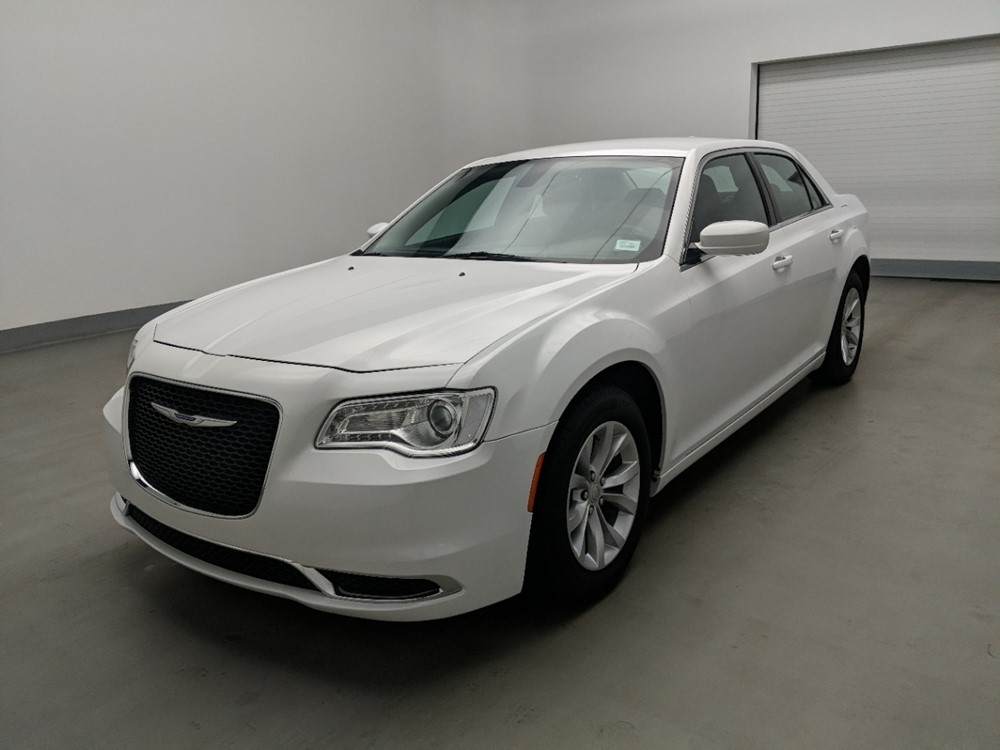 Used 2019 Chrysler 300 Driver Front Bumper