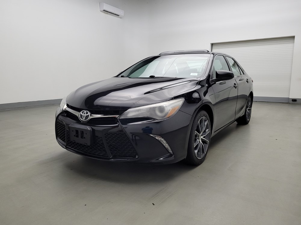 Used 2016 Toyota Camry Driver Front Bumper