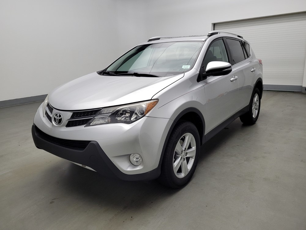 Used 2013 Toyota RAV4 Driver Front Bumper