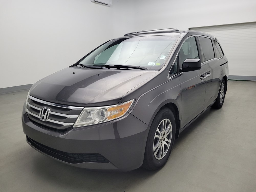 Used 2013 Honda Odyssey Driver Front Bumper